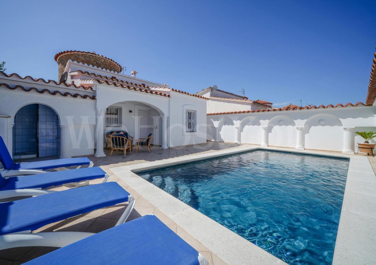 Villa Et Studio Avec Piscine - Wehostyou Empuriabrava Exterior photo